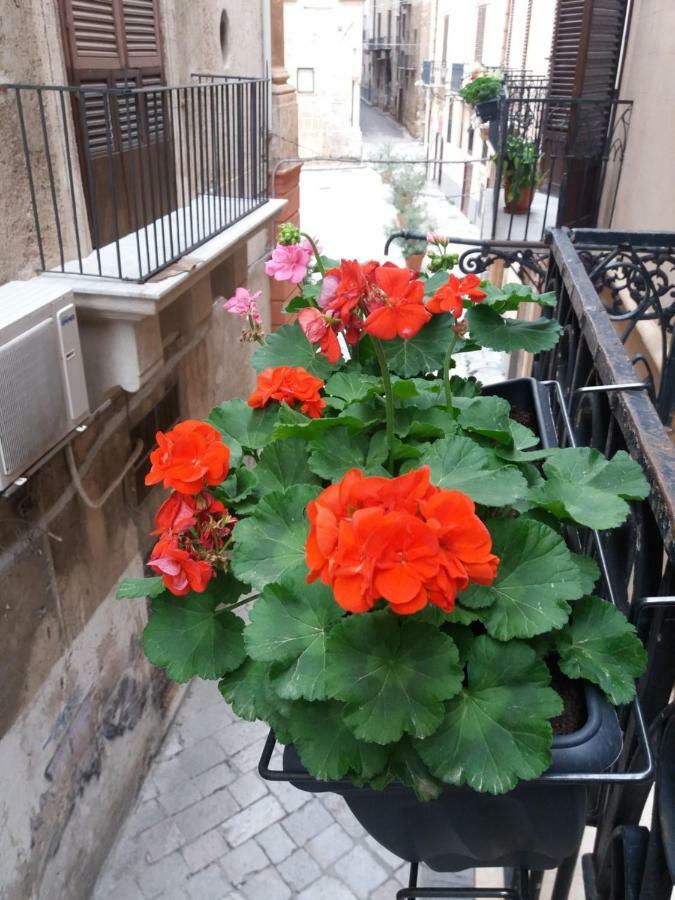 La Stanza Del Vicolo Apartment Палермо Екстериор снимка